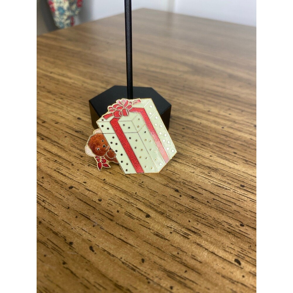Christmas pin